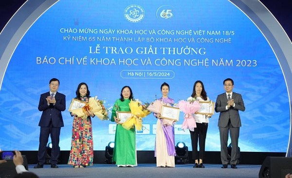 Phát động Giải thưởng báo chí khoa học công nghệ 2024